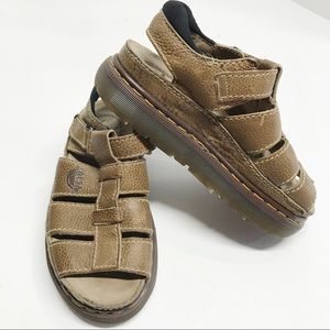 Dr Marten Air Wait Fisherman Sandals size 7